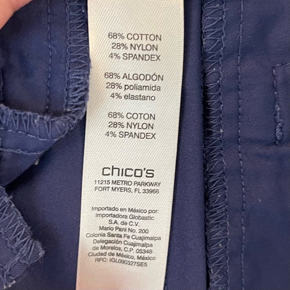Chico’s Roll Tab Cuff Crop Cargo Pants Women Size 00 Blue Pockets - Picture 4 of 12